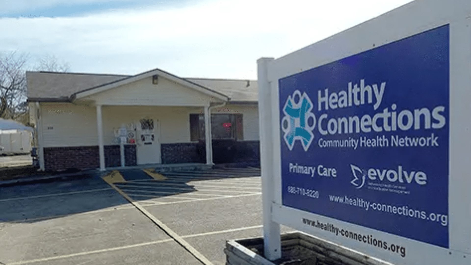 Healthy Connections in Mount Ida clinic sign