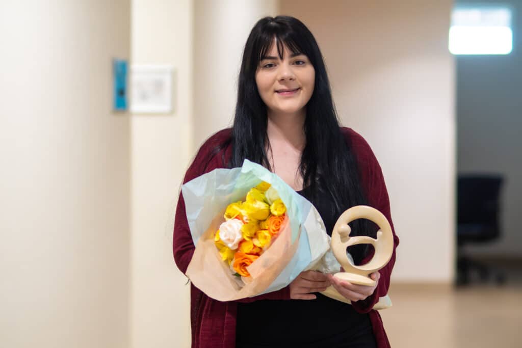 Kelli Lacefield BEE Award winner Healthy Connections Mena Clinic